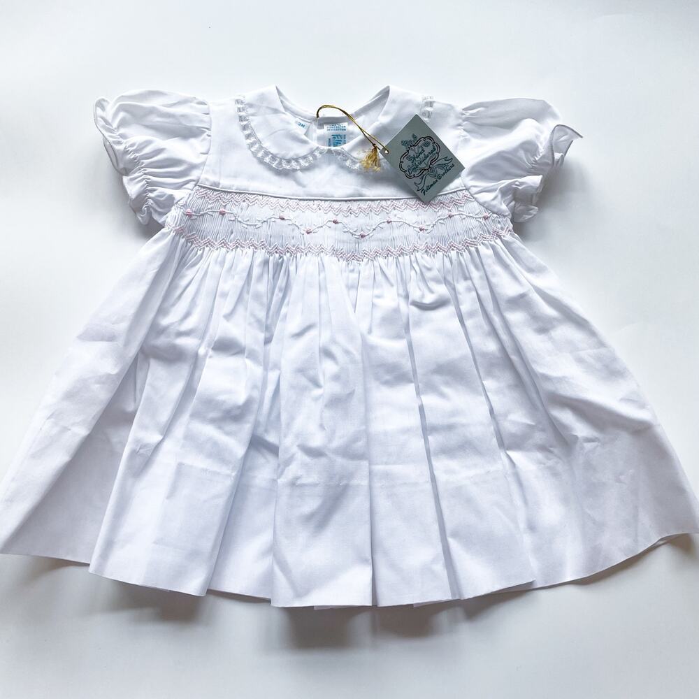NWT Feltman Brothers Baby Girl White and Pink Smocked Dress Sixe 3 months